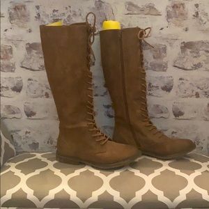 Lace up riding boots